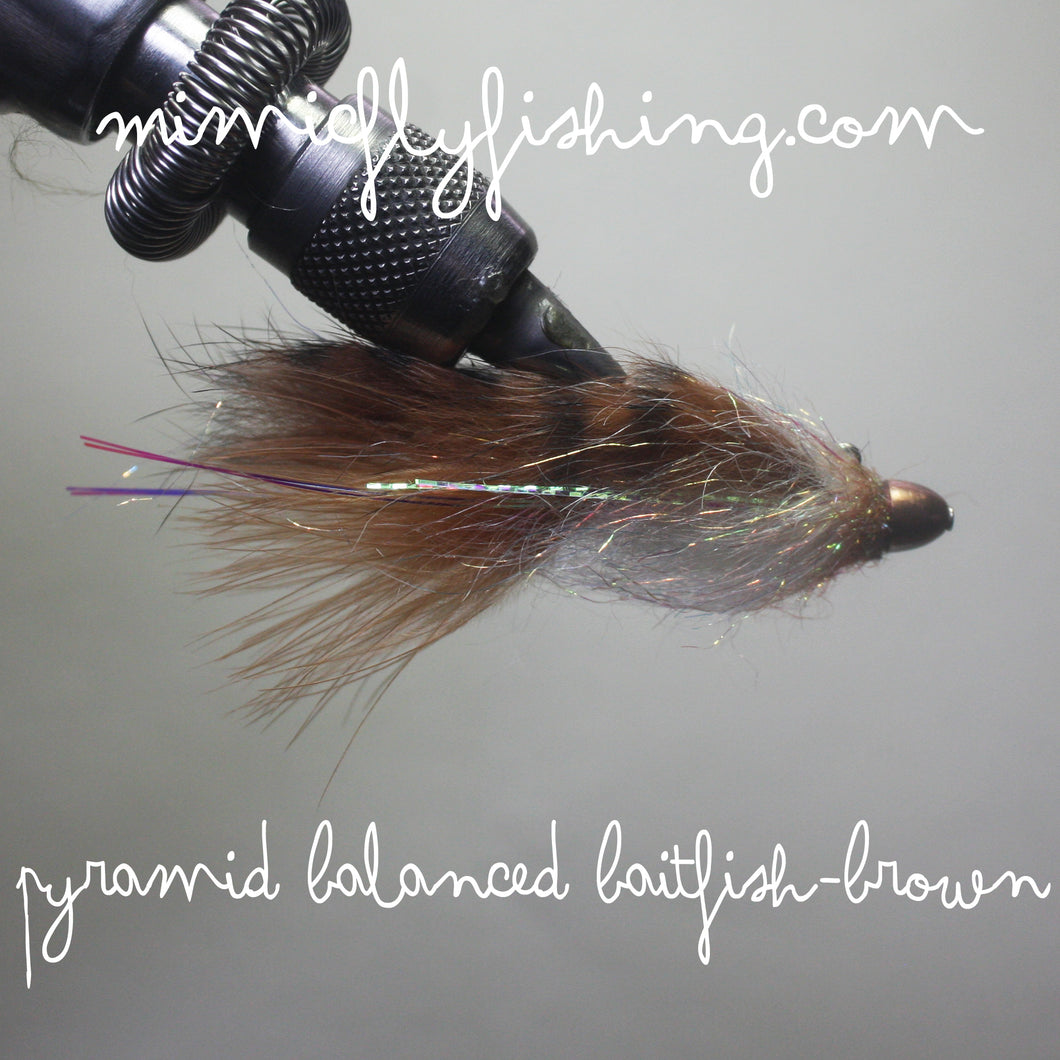 Pyramid Balanced Baitfish - Brown